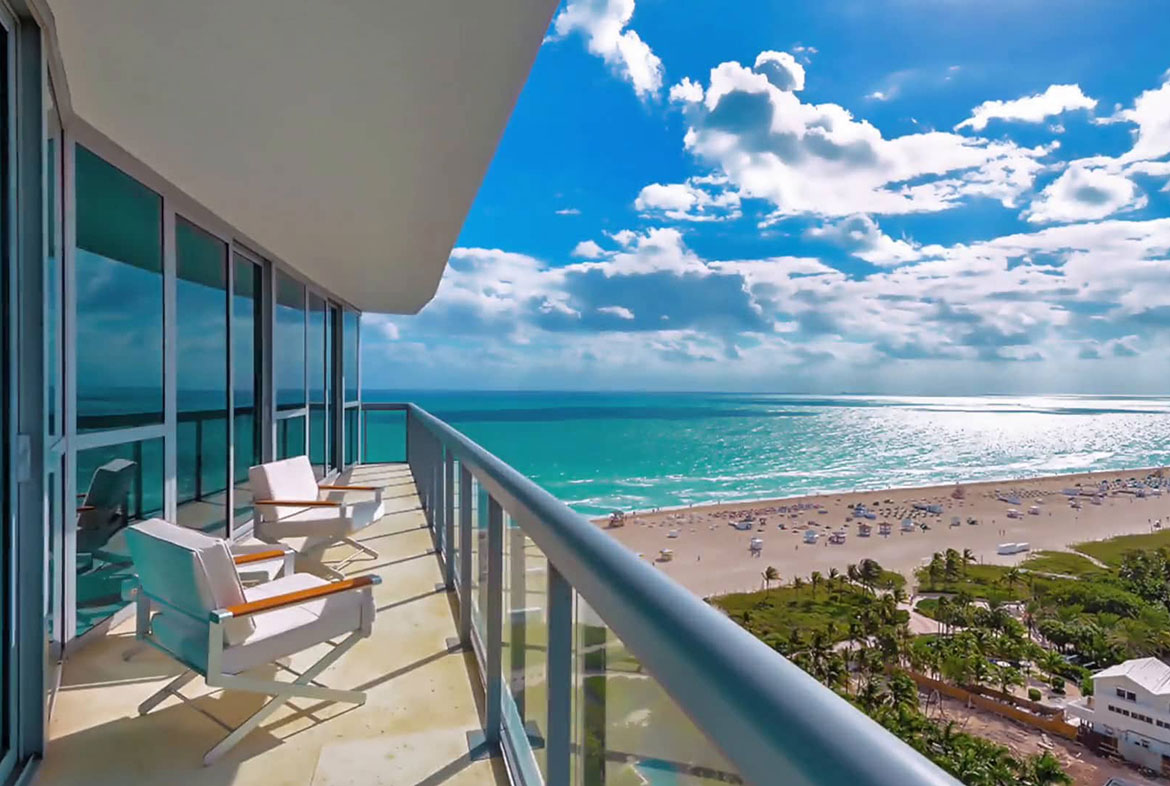 Image showcasing Luxury apartment with pool - Swell Property